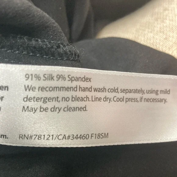 Eileen Fisher Black Sleeveless Women's Top - Picture 4 of 4